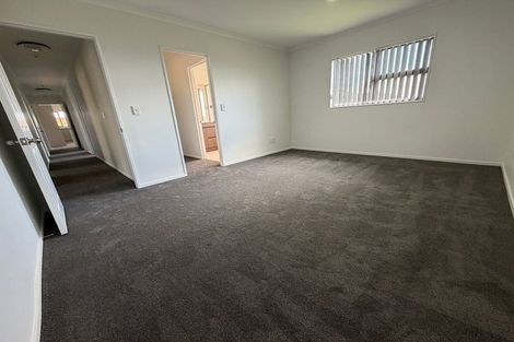 Photo of property in 12 Keri Vista Rise, Papakura, 2110