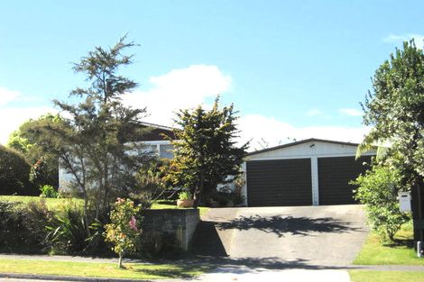 Photo of property in 20 Reeves Road, Acacia Bay, Taupo, 3330
