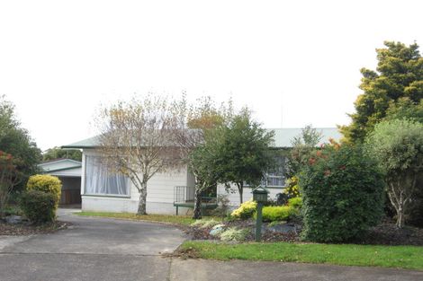Photo of property in 21 Medina Place, Half Moon Bay, Auckland, 2012