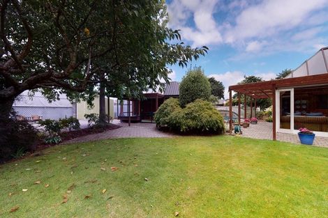 Photo of property in 15 Oak Grove, Ashburton, 7700