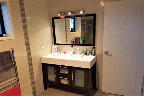 Photo of property in 37 St Annes Crescent, Wattle Downs, Auckland, 2103