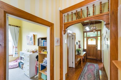 Photo of property in 39 Manson Street, Terrace End, Palmerston North, 4410