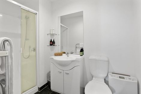 Photo of property in Atrium Apartments, 3n/154 The Terrace, Wellington Central, Wellington, 6011