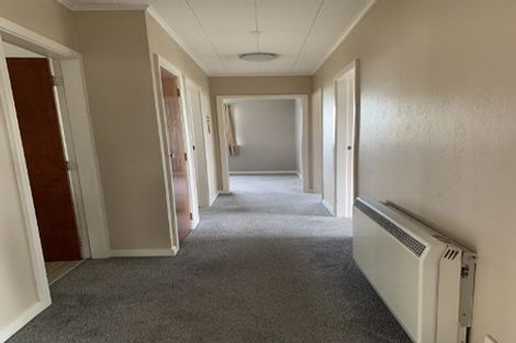 Photo of property in 185 Avonhead Road, Avonhead, Christchurch, 8042