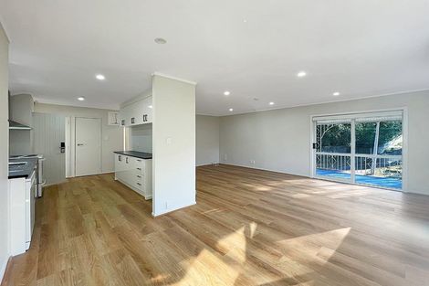 Photo of property in 19 Wattle Street, New Lynn, Auckland, 0600