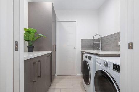 Photo of property in 10 Taranui Way, Paraparaumu Beach, Paraparaumu, 5032