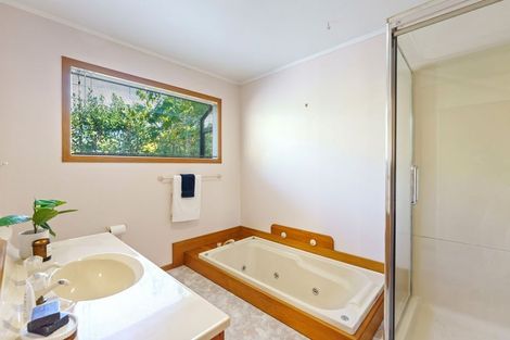 Photo of property in 71 Elizabeth Street, Waikanae, 5036