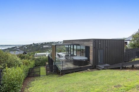 Photo of property in 3 Selleck Street, Mount Pleasant, Christchurch, 8081