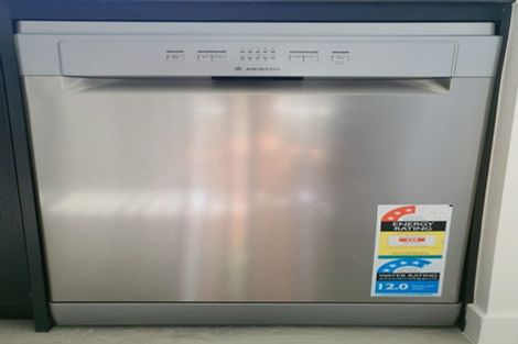 Photo of property in 6/130 Richmond Street, Petone, Lower Hutt, 5012