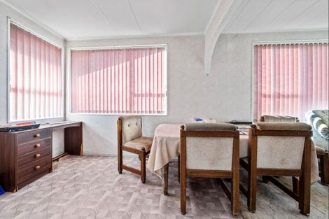 Photo of property in 22 Tavistock Street, Westown, New Plymouth, 4310