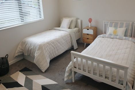 Photo of property in 1 Crompton Place, Orewa, 0931