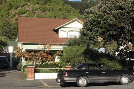 Photo of property in 81 Oroua Street, Eastbourne, Lower Hutt, 5013