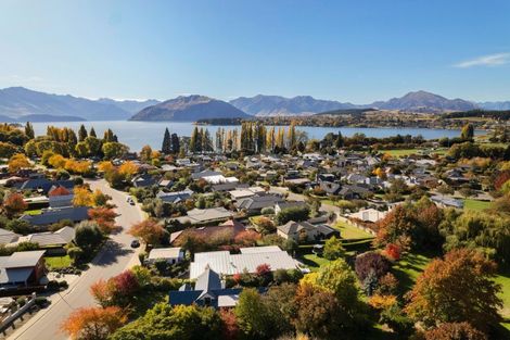 Photo of property in 76 Meadowstone Drive, Wanaka, 9305