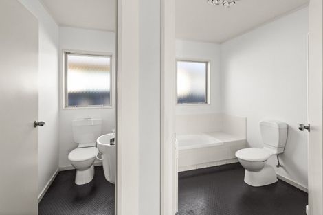 Photo of property in 135a Gloucester Street, Taradale, Napier, 4112