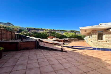 Photo of property in 16 Jackson Place, Pukekohe, 2120