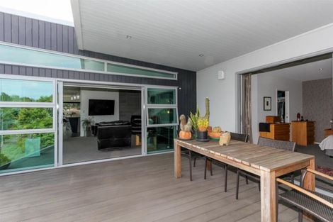 Photo of property in 46 Victoria Road, New Plymouth, 4310