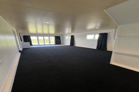 Photo of property in 193 Te Atatu Road, Te Atatu South, Auckland, 0610