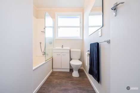 Photo of property in 2/121 Clouston Park Road, Clouston Park, Upper Hutt, 5018