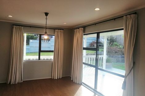 Photo of property in 11 Ceramco Place, Torbay, Auckland, 0630