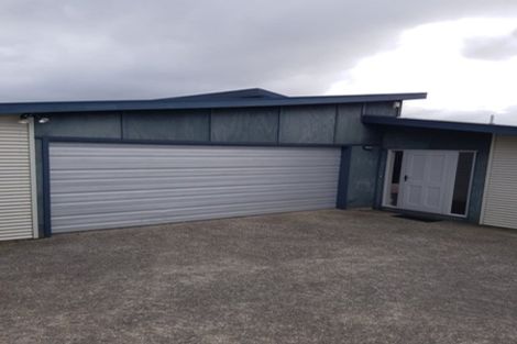 Photo of property in 17a Sandybrow, Churton Park, Wellington, 6037