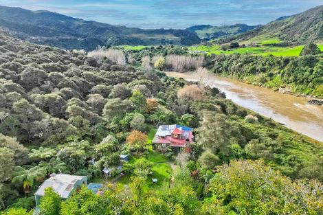 Photo of property in 3081 Whanganui River Road, Matahiwi, Whanganui, 4576