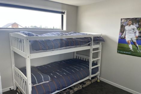 Photo of property in 15 Keys Street, Elderslea, Upper Hutt, 5018