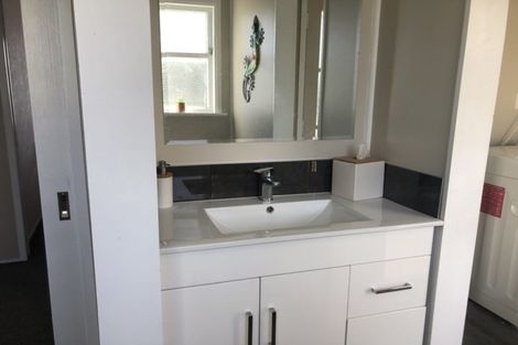 Photo of property in 21 Bledisloe Street, Levin, 5510