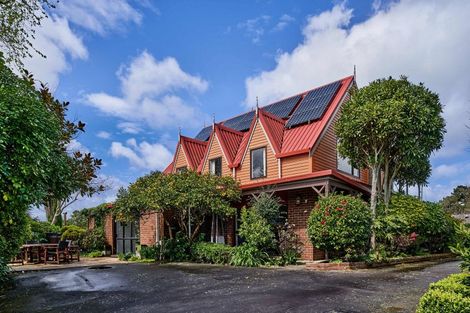 Photo of property in 18 Solander Place, Whitby, Porirua, 5024