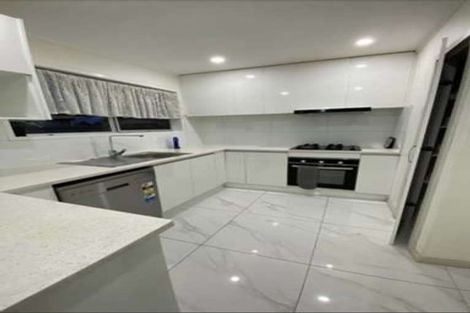 Photo of property in 2/9 Berwyn Avenue, Takanini, 2112