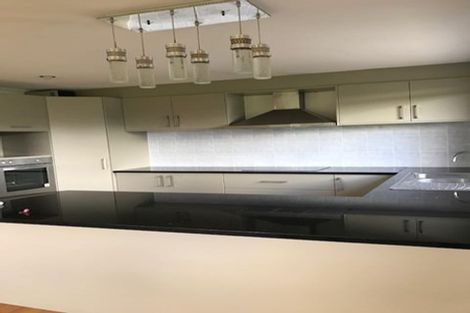 Photo of property in 2/25 Keldale Place, Forrest Hill, Auckland, 0620