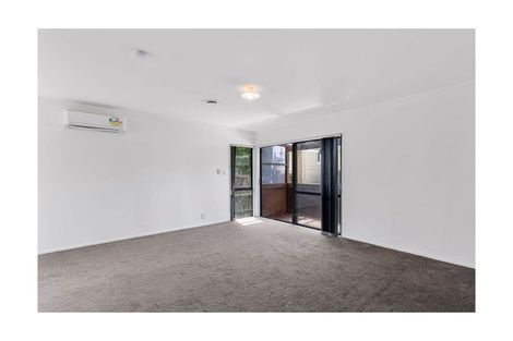 Photo of property in 2/14 John Street, Mangere East, Auckland, 2024