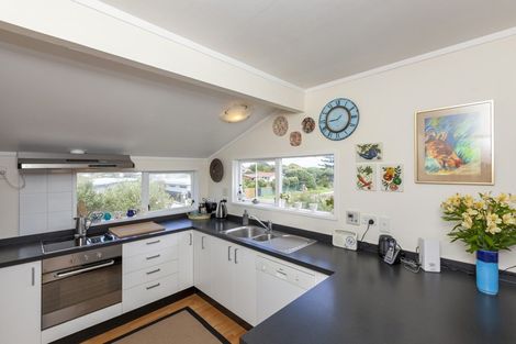Photo of property in 241 Manly Street, Paraparaumu Beach, Paraparaumu, 5032