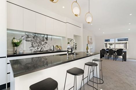 Photo of property in 17 Uatoto Road, Clarks Beach, 2122