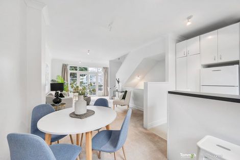 Photo of property in 3 Murphy Street, Thorndon, Wellington, 6011