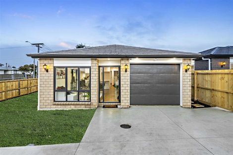 Photo of property in 18a Gardiner Grove, Mangere East, Auckland, 2024