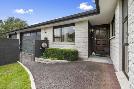Photo of property in 27 Humphries Place, Awapuni, Palmerston North, 4412