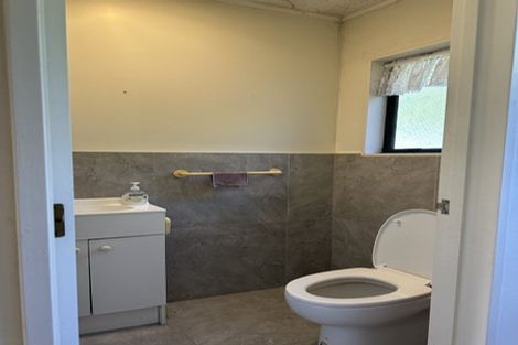 Photo of property in 1/15 Mandica Place, Sunnynook, Auckland, 0632