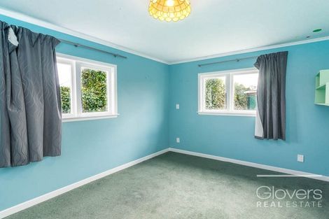 Photo of property in 2/10 Gaede Terrace, Sunnyvale, Auckland, 0612