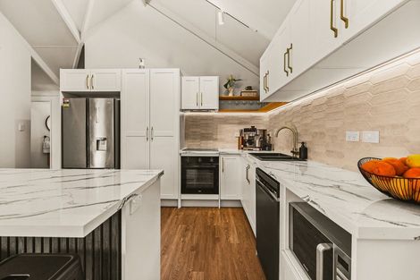 Photo of property in 4 Bowen Place, Tamatea, Napier, 4112