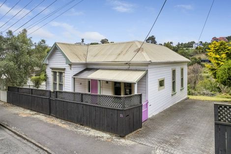 Photo of property in 21 Portal Street, Durie Hill, Whanganui, 4500