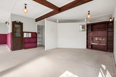 Photo of property in 49 Jaemont Avenue, Te Atatu South, Auckland, 0610