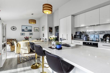 Photo of property in 21 Sardinia Rise, Bethlehem, Tauranga, 3110