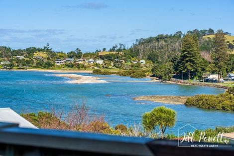 Photo of property in 13 Moana Road, Tinopai, 0593