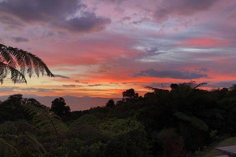 Photo of property in 8 Whakamoenga Point, Acacia Bay, Taupo, 3385