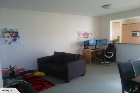 Photo of property in 129/2 Armoy Drive, East Tamaki, Auckland, 2016