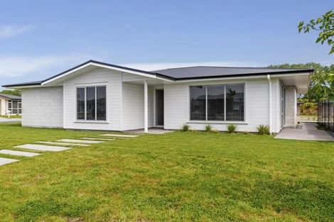 Photo of property in 28 Bastille Court, Rangatira Park, Taupo, 3330