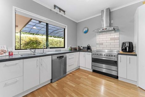 Photo of property in 72 Ritchie Street, Te Aroha, 3320