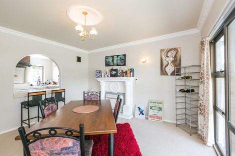 Photo of property in 2 Ewan Place, Taradale, Napier, 4112