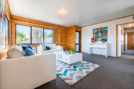 Photo of property in 114 Pooks Road, Ranui, Auckland, 0612