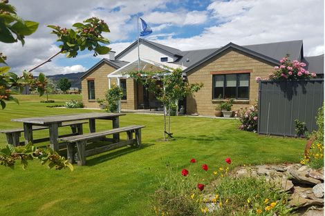 Photo of property in 1 Ash Lane, Cromwell, 9310